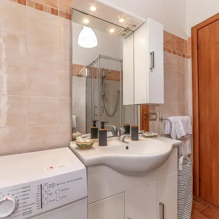 Greta Flat - Ospedale Gemelli - Wifi * روما